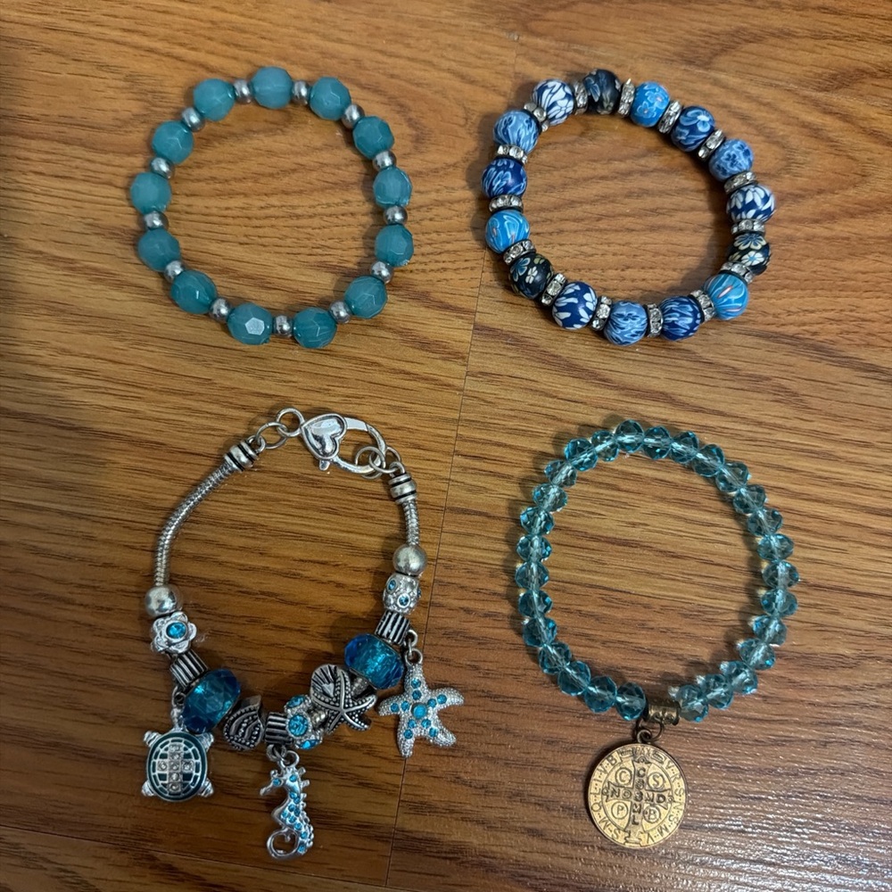 ‼️ 4 Beaded Bracelets in Blue Tones ‼️